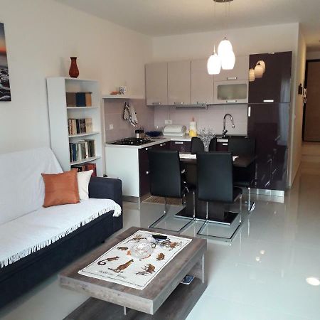 Appgiulia Apartment Пула Екстериор снимка